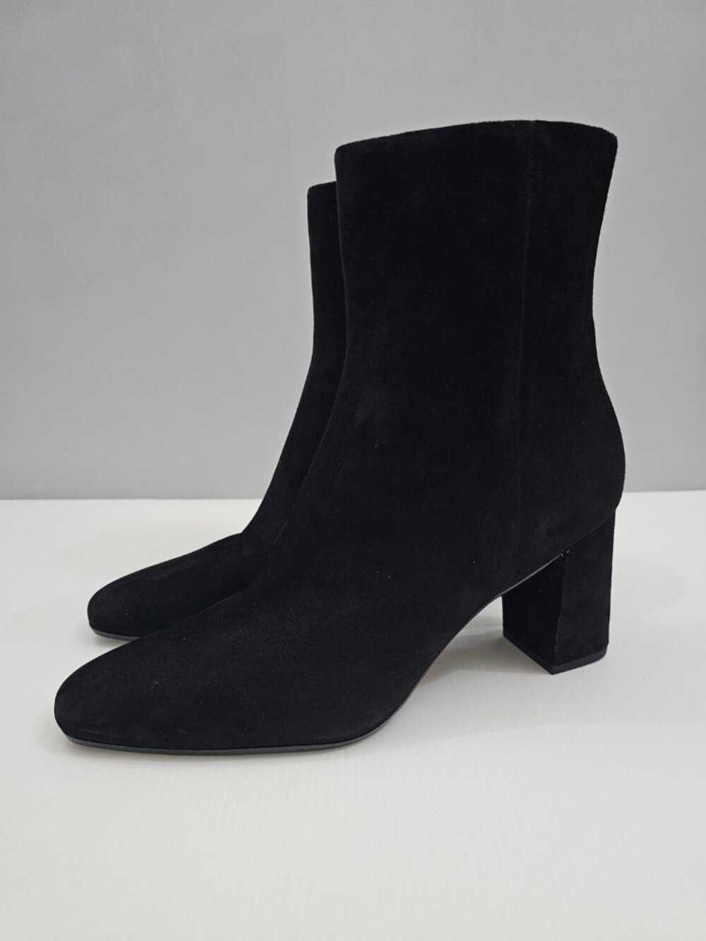 Veronica Beard Cera Ankle Boot Womens 9 Black Suede Block Heel Side Zip Minimal